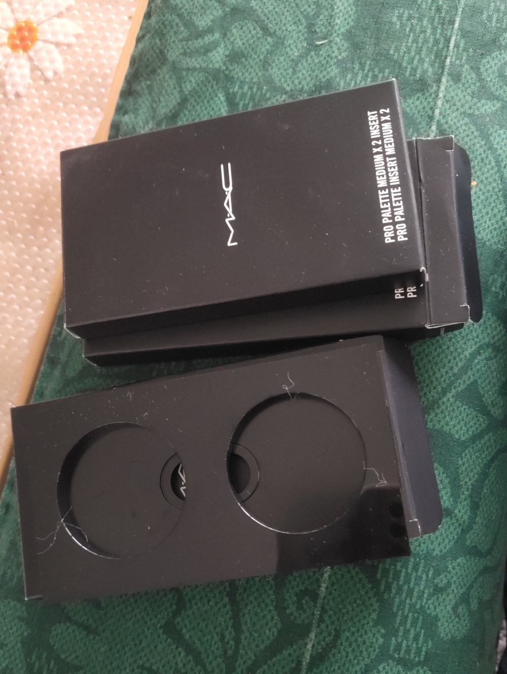 MAC Black Magnetic Refillable Palette Insert Duo
